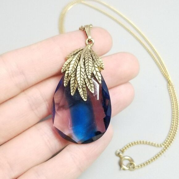 Vintage Blue Purple Glass Drop Shape Pendant Gold Tone Setting and 24 Inch Chain - Picture 1 of 8